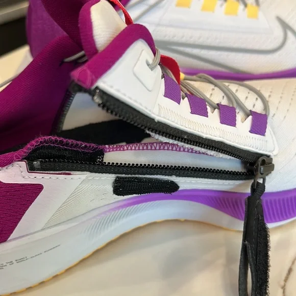 Nike Air Zoom Pegasus worn once excellent condition 9. White, purple, yellow - Picture 12 of 16